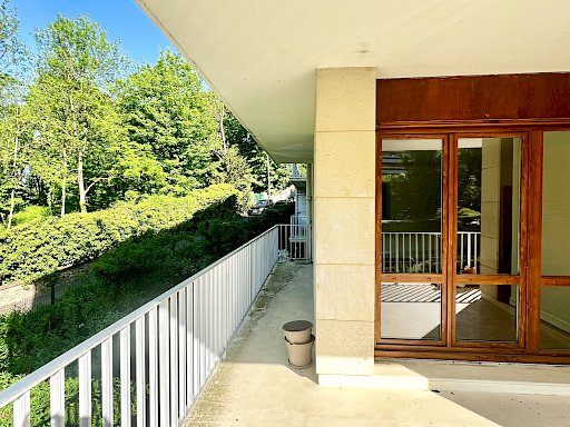 Grand appartement familial avec terrasse   Quartier de la Jonchère - 2