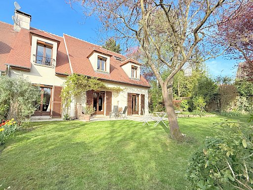 MAISON 8 PIECES - CUCUFA - 1