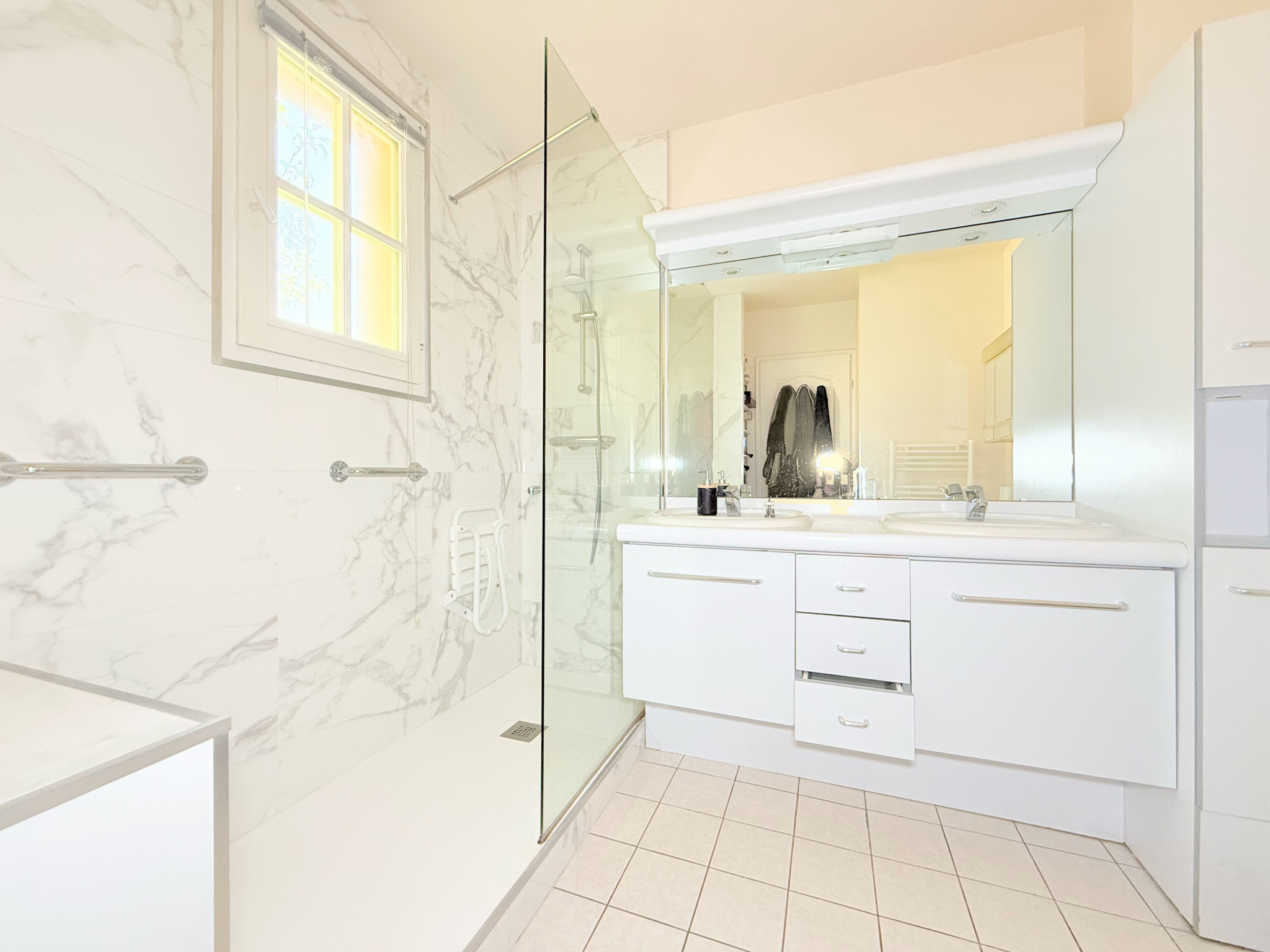 Maison 190 m2 avec jardin Sud/Ouest dans le domaine recherché de l'Impératrice, Rueil-Malmaison