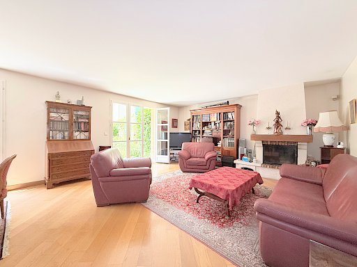 Maison 190 m2 avec jardin Sud/Ouest dans le domaine recherché de l'Impératrice, Rueil-Malmaison