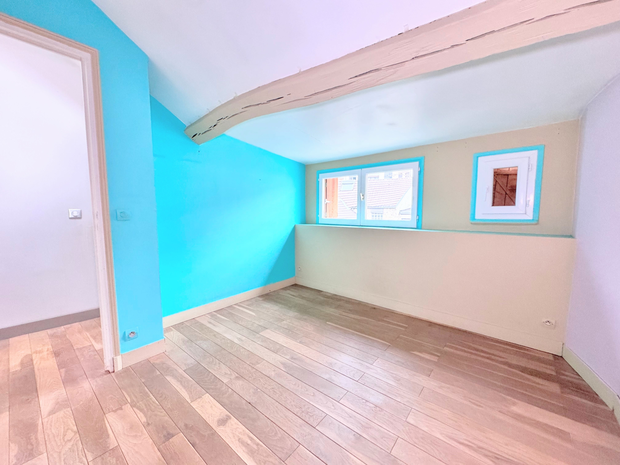 MAISON DE VILLE   2 CHAMBRES   CŒUR DE VILLE