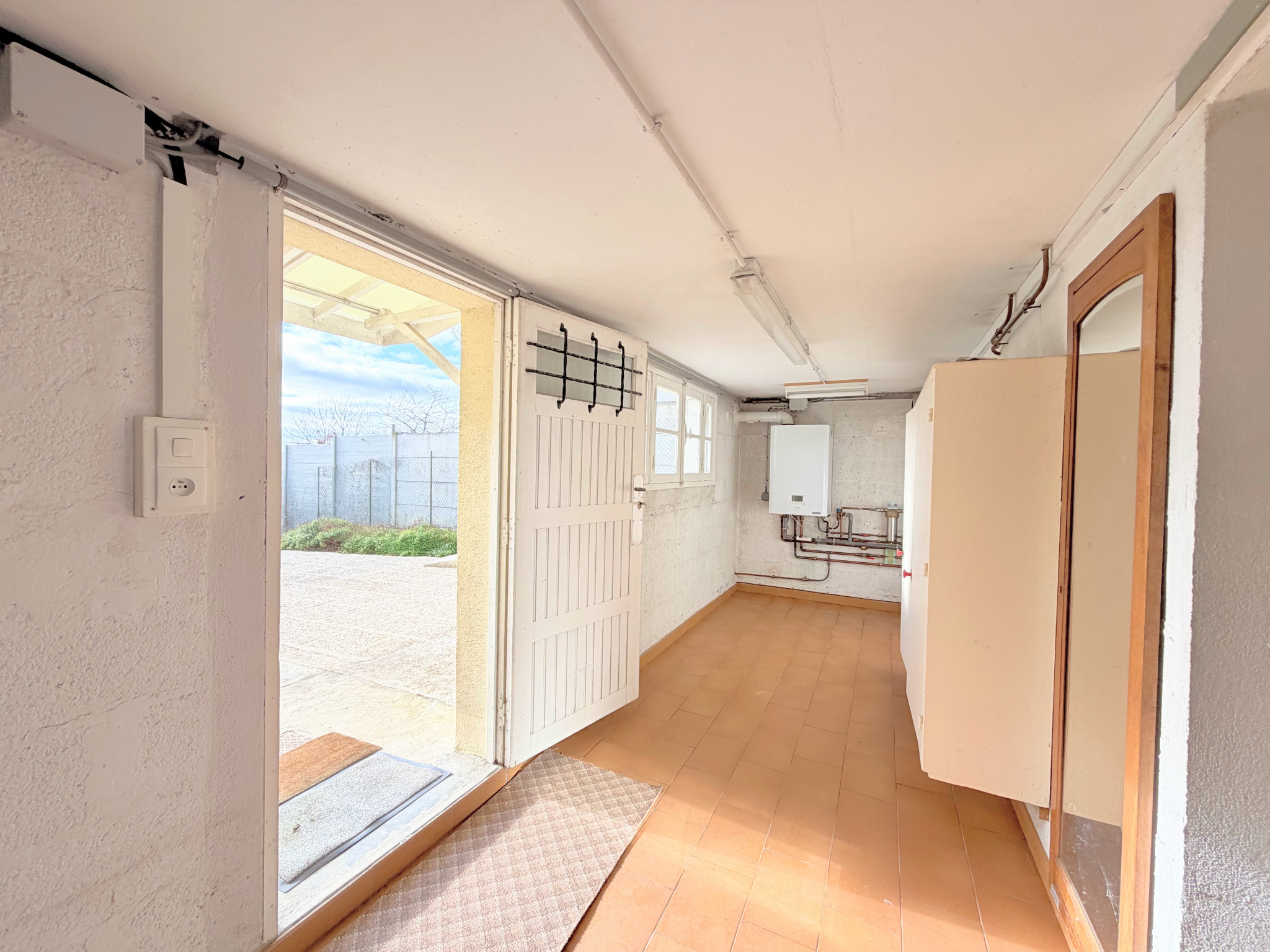 Maison limite Suresnes   Parcelle 367 m2