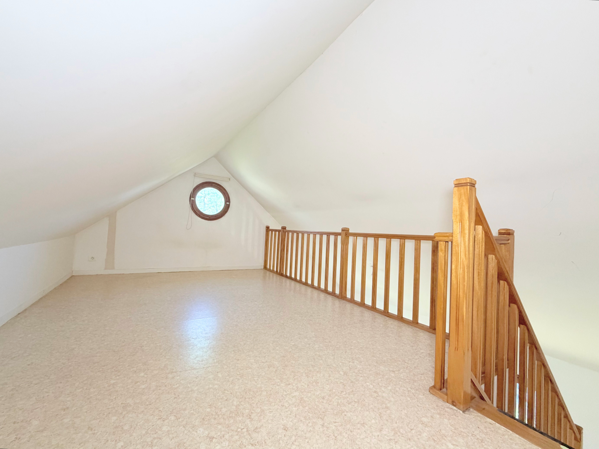 MAISON 7 PIÈCES BUZENVAL