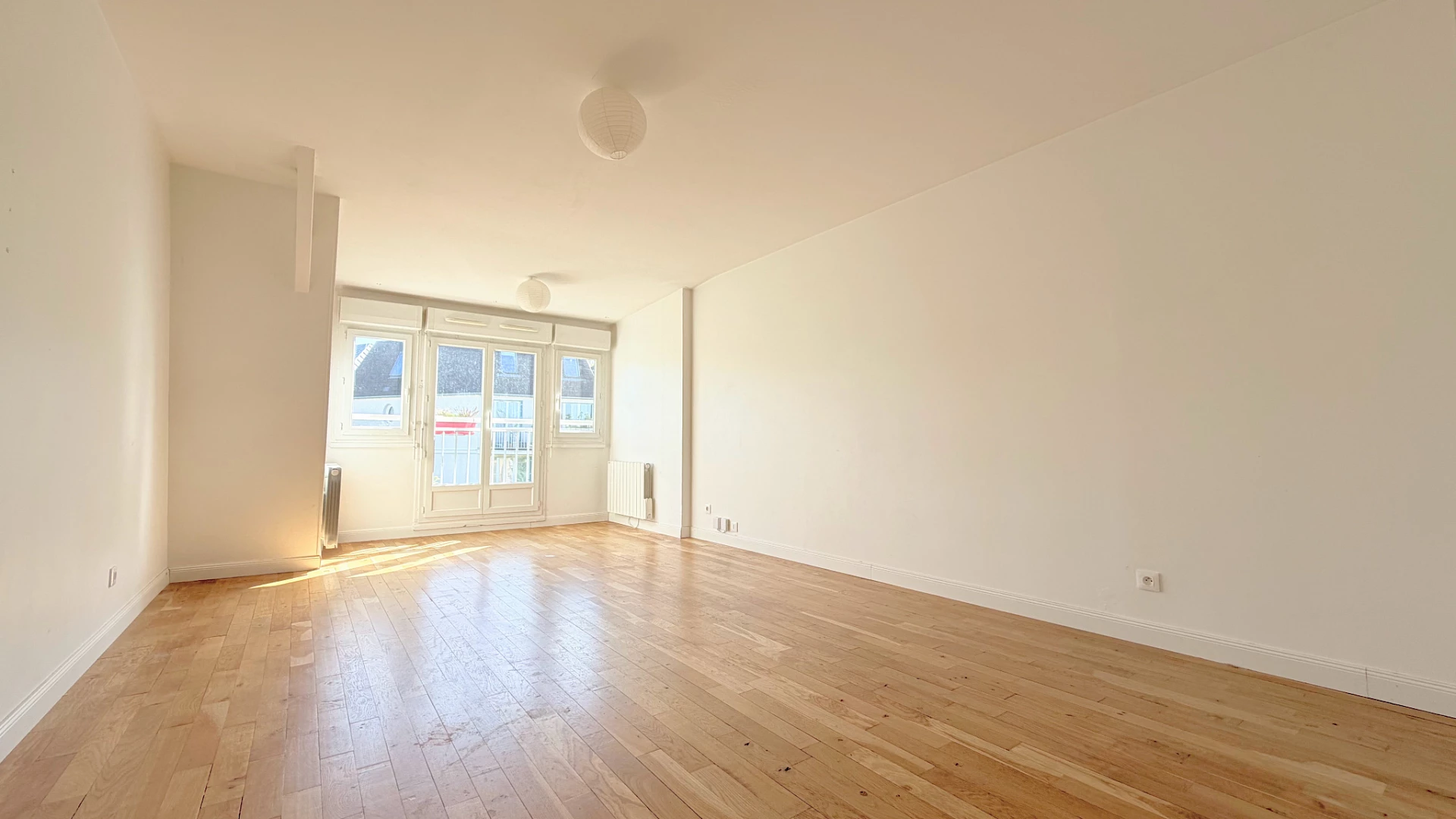 3 pièces avec parking, dernier étage, cœur de ville   DPE C