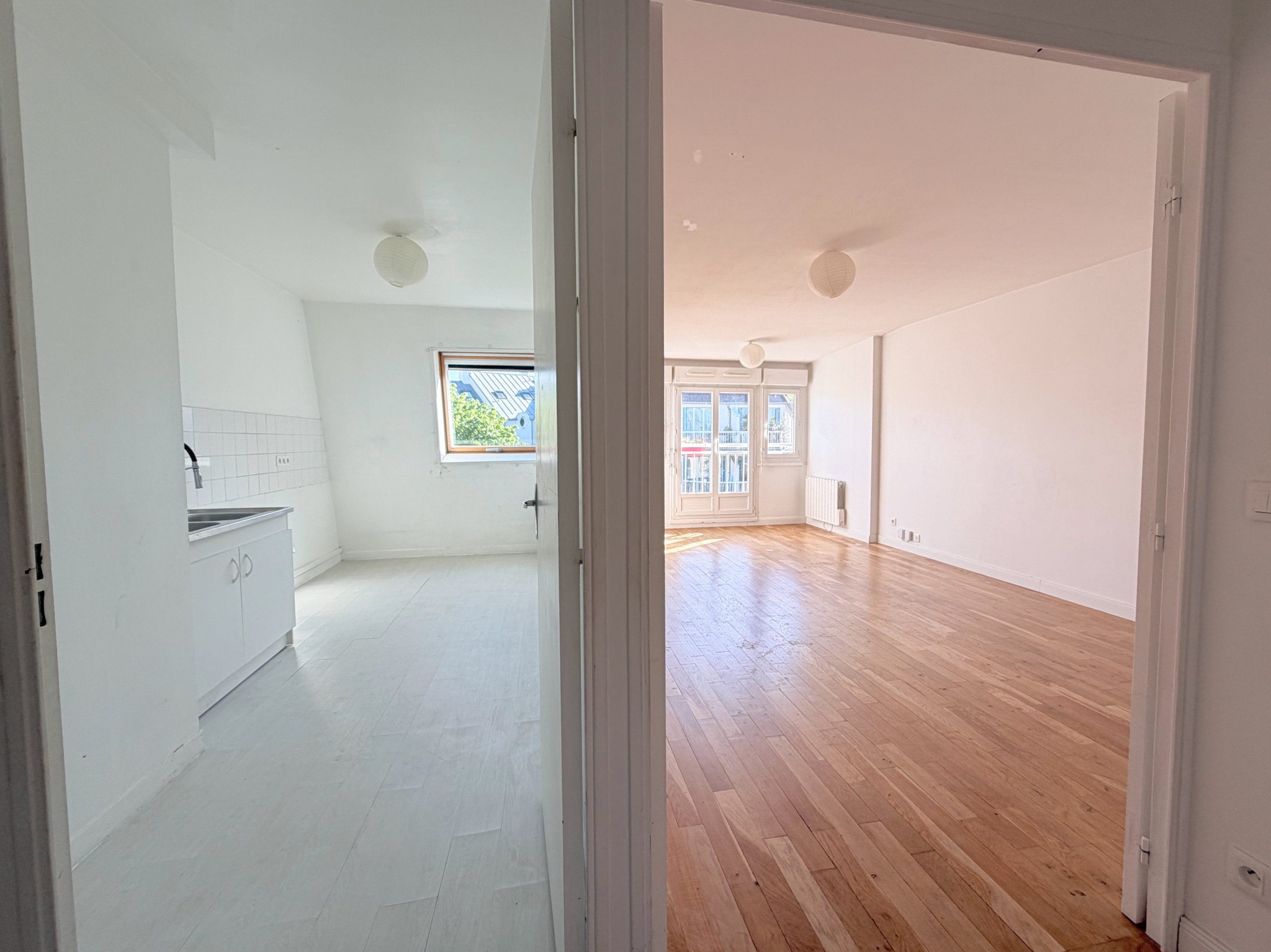 3 pièces avec parking, dernier étage, cœur de ville   DPE C