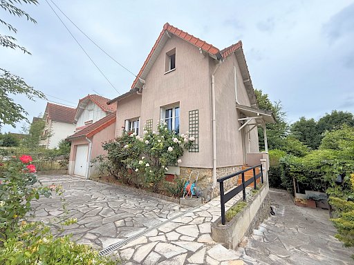Maison avec jardin, garage et studio. Centre-ville de Rueil (à 8 min) et RER A (à 8 min) - 1
