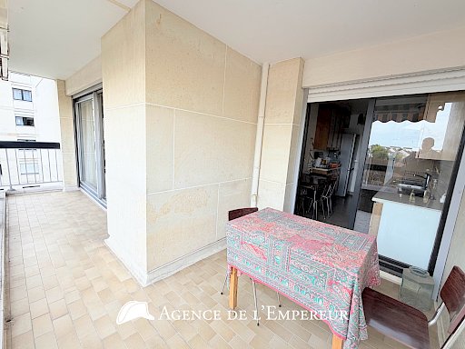 APPARTEMENT 5 PIÈCES RÉSIDENCE BEAUHARNAIS RUEIL - 2