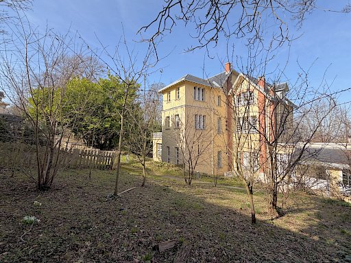 Demeure de 412 m2 habitables, parcelle de 3 000 m2   Parc de la Malmaison - 1