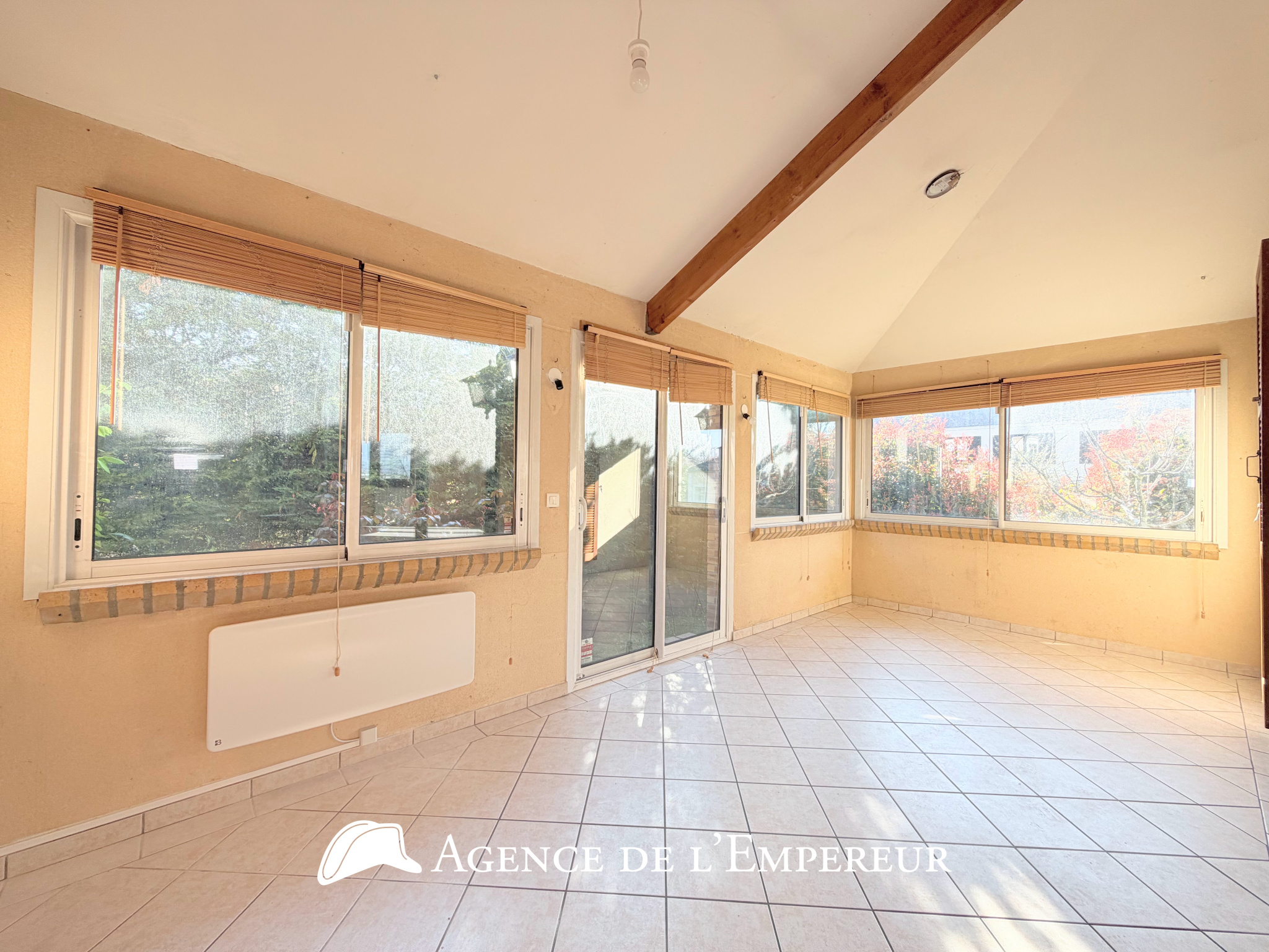 MAISON 7 PIÈCES BUZENVAL