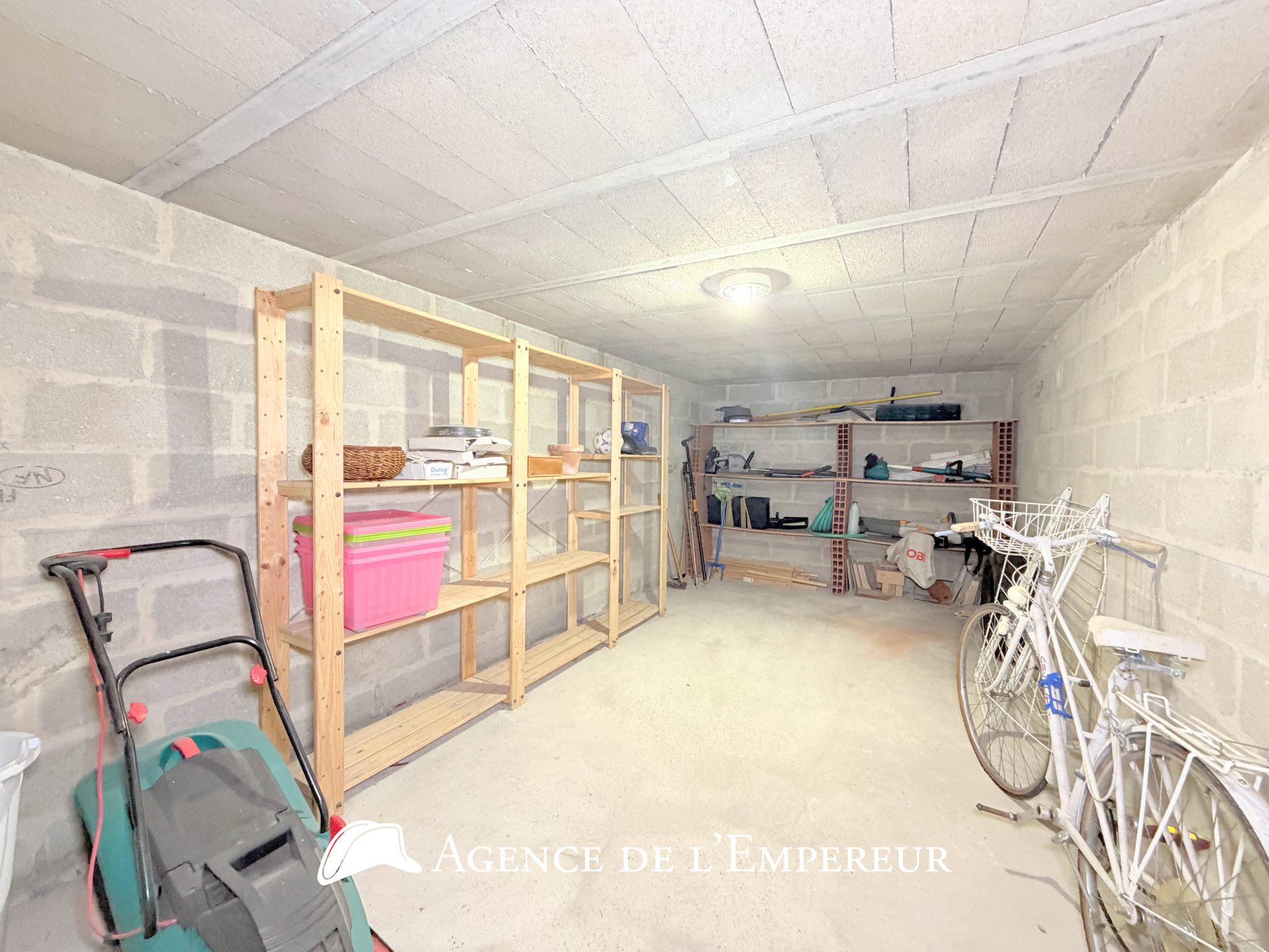 MAISON 7 PIÈCES BUZENVAL