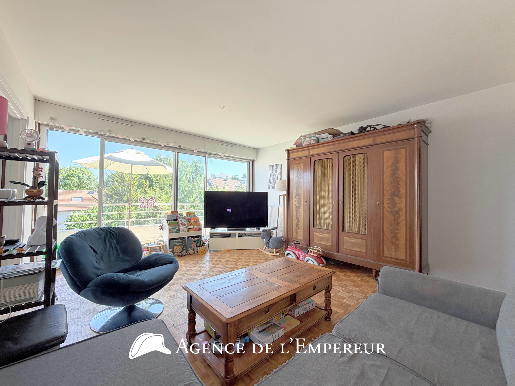 5 PIÈCES DERNIER ÉTAGE, 2 BALCONS, CAVE ET PARKING EN SS   BOIS-PRÉAU