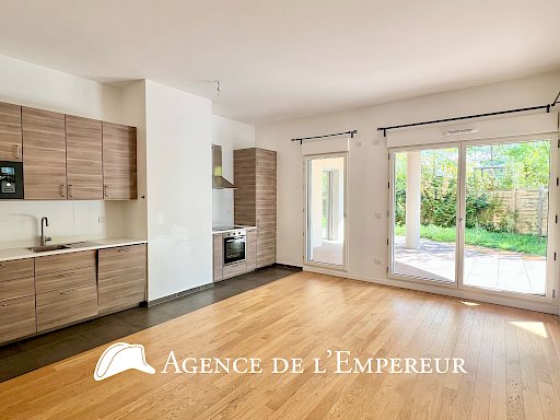Appartement de 106 m2 avec jardin/terrasse de 140 m2 - ARSENAL