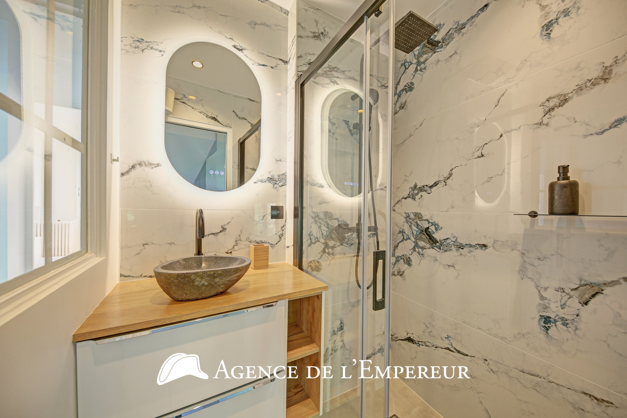 MAGNIFIQUE MAISON EN LOCATION   CŒUR DE VILLE