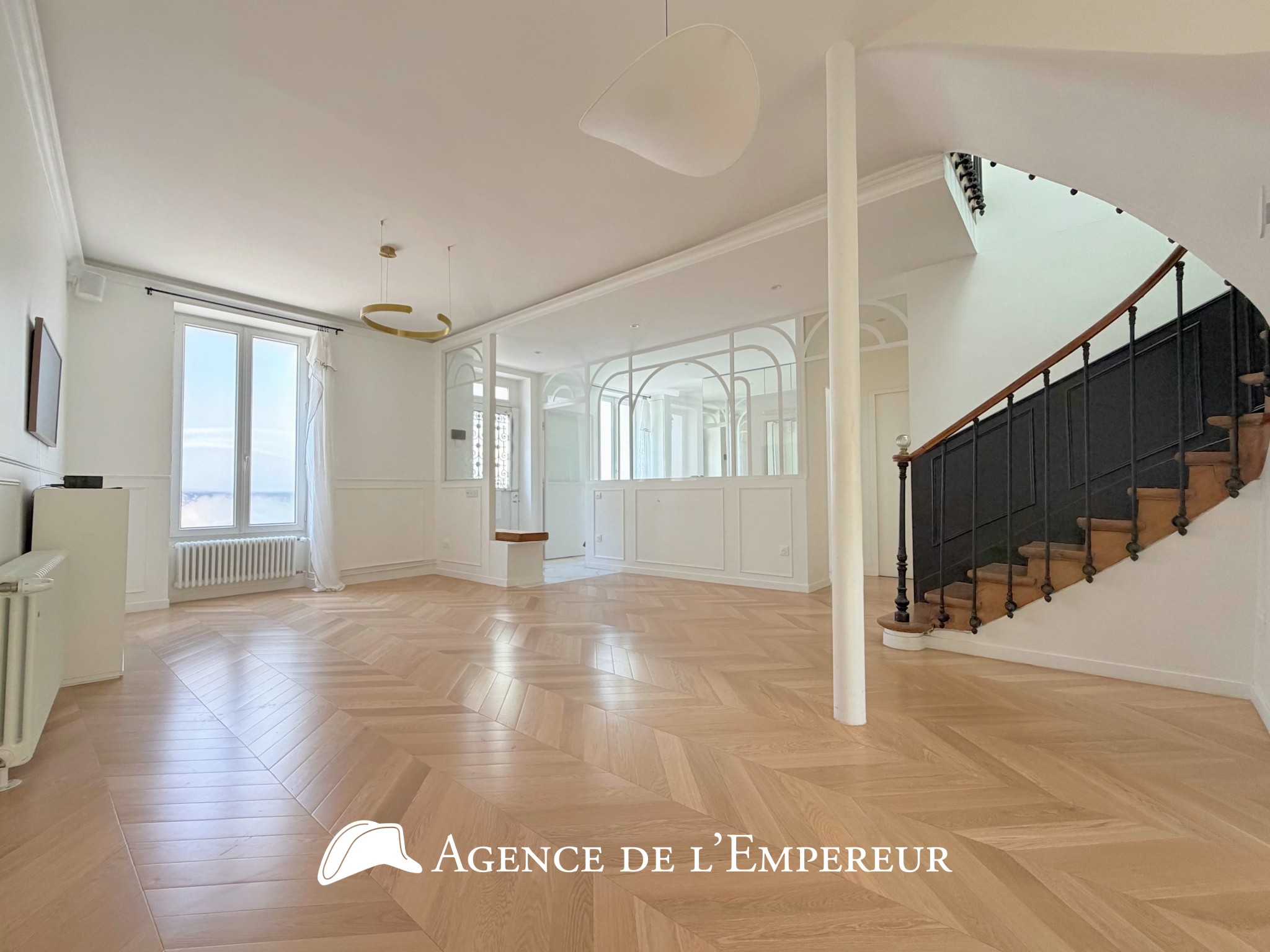 MAGNIFIQUE MAISON EN LOCATION   CŒUR DE VILLE