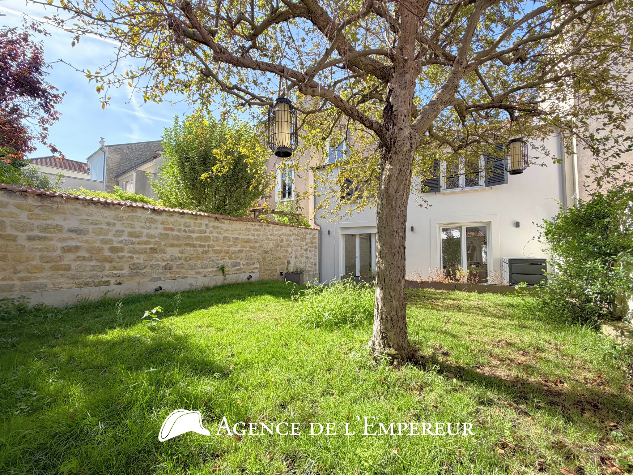 MAGNIFIQUE MAISON EN LOCATION   CŒUR DE VILLE