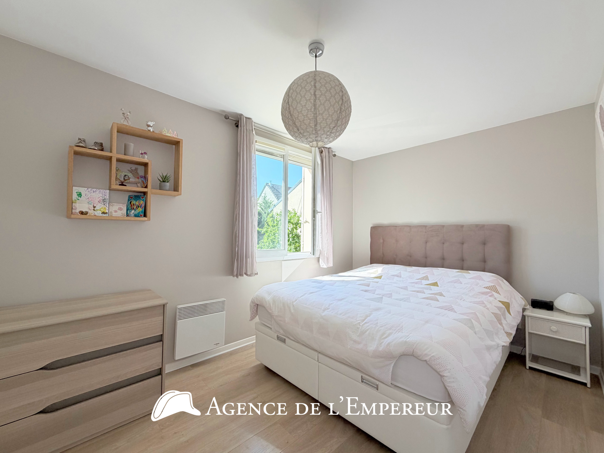 MAISON 4 CHAMBRES NANTERRE, PROCHE RUEIL