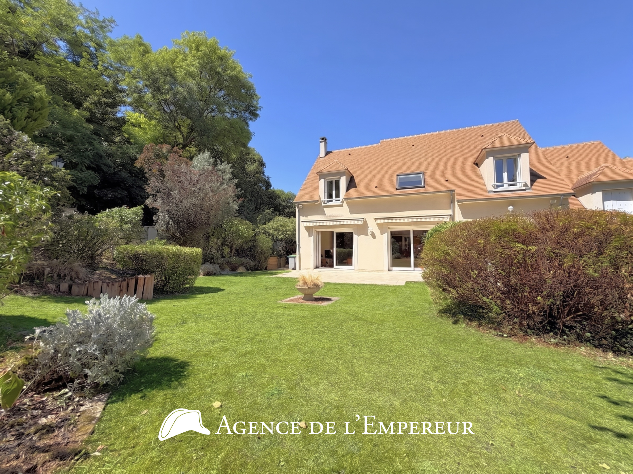 Maison 5 chambres, grand jardin, Saint-Cucufa.