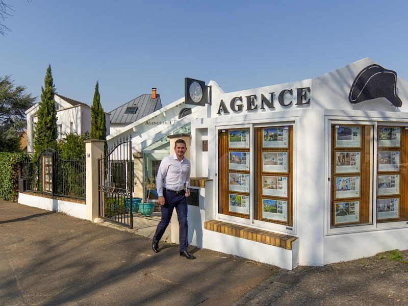 Intérieur des bureaux de l'agence - Vue 3
